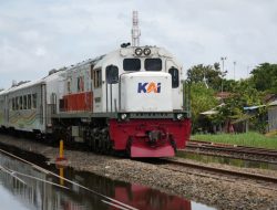 Normalisasi Jalur Pekalongan – Sragi yang Terdampak Banjir Terus Dilakukan, KA Berjalan 40 Kpj dan Tidak Ada Pembatalan Perjalanan