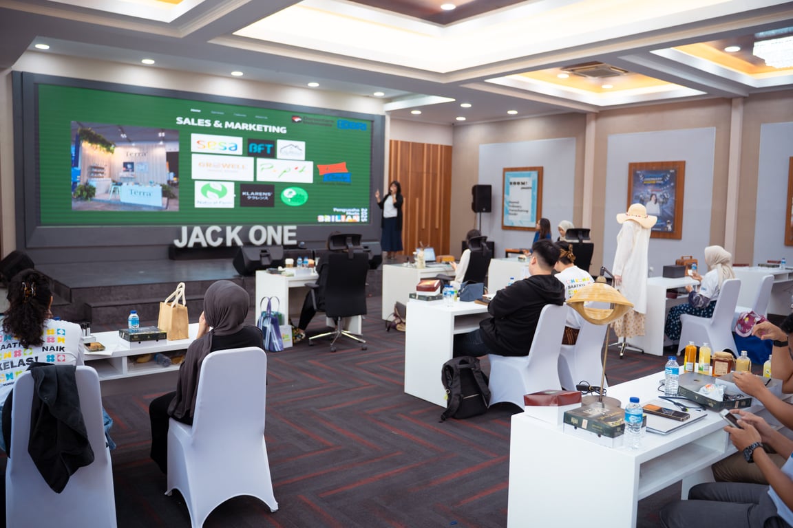 Seminar dan Workshop Pengusaha Muda Brilian BRI Region 6/Jakarta 1 Dorong Lahirnya Entrepreneur Tangguh dan Inovatif